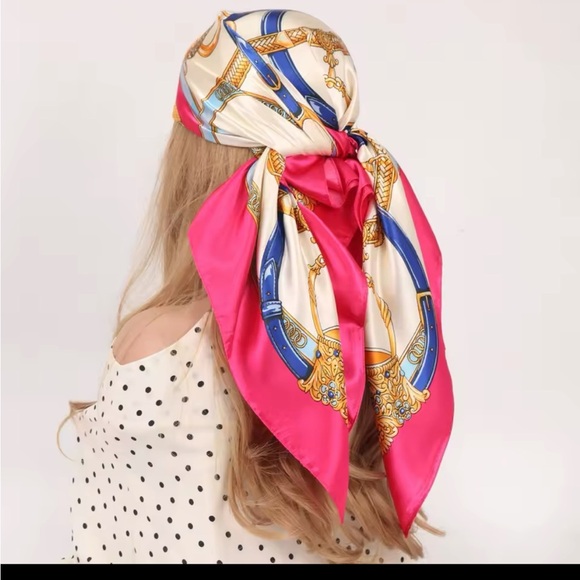 Vibrant Fuchsia and Royal Blue Silk Scarf 35.433 inches x 35.433
#0162 - Picture 1 of 1